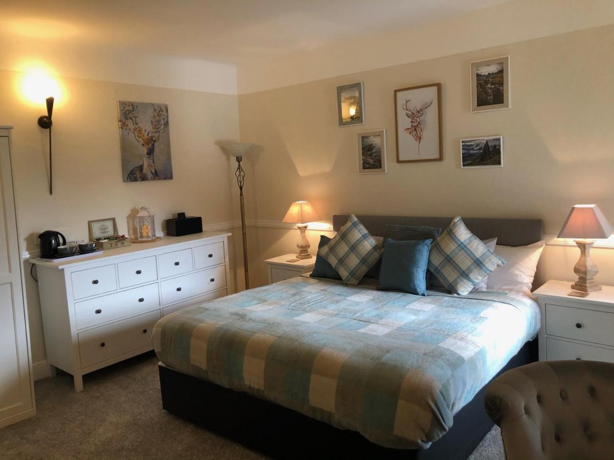 Glenmoriston Arms Hotel อินเวอร์มอริสตัน ภายนอก รูปภาพ