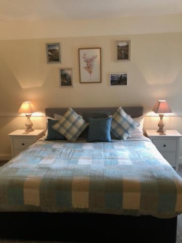 Glenmoriston Arms Hotel อินเวอร์มอริสตัน ภายนอก รูปภาพ