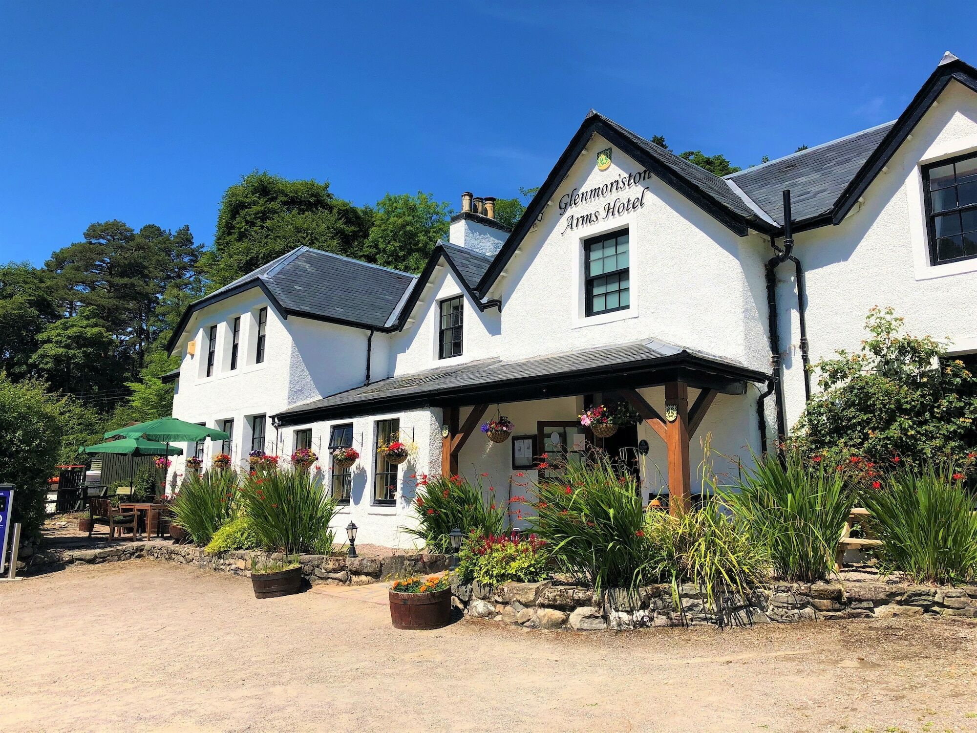 Glenmoriston Arms Hotel อินเวอร์มอริสตัน ภายนอก รูปภาพ